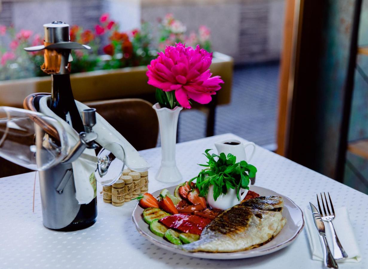Royal Antique Boutique Hotel Baku Extérieur photo