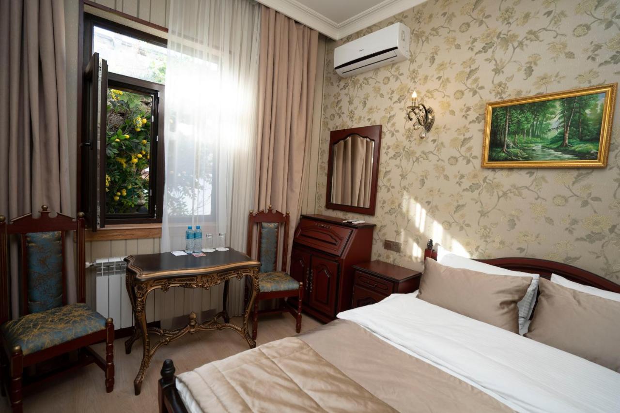 Royal Antique Boutique Hotel Baku Extérieur photo